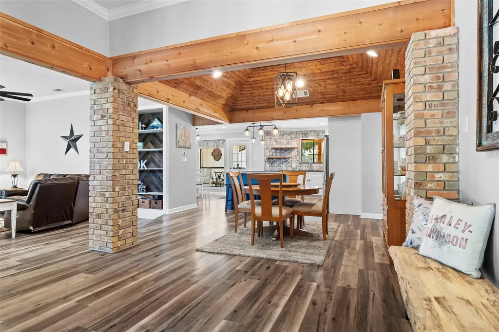 608 Gunnison Drive Arlington TX 76006