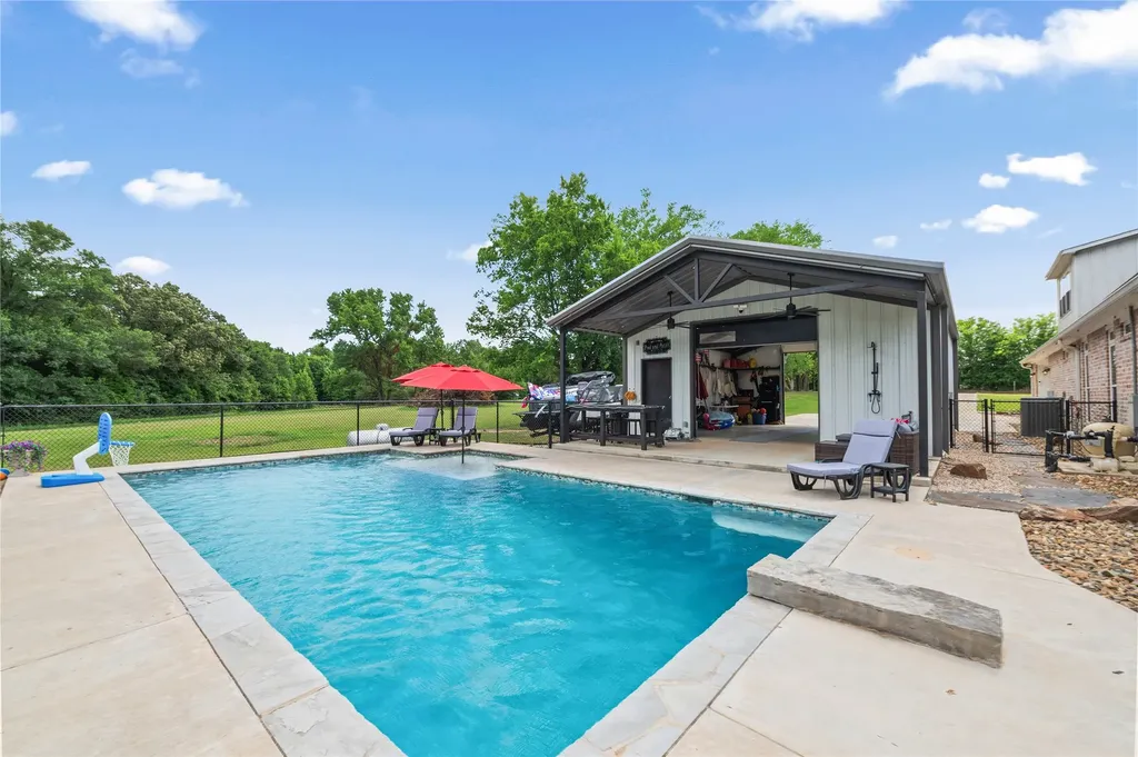 334 County Road 1859 Yantis TX 75497