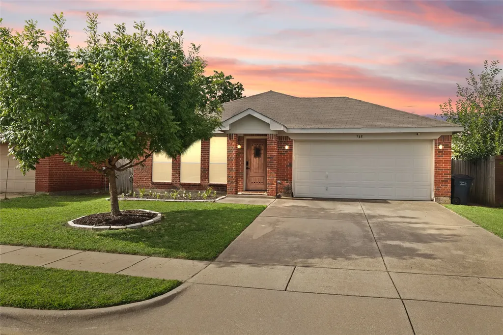 748 Nelson Place Fort Worth TX 76028
