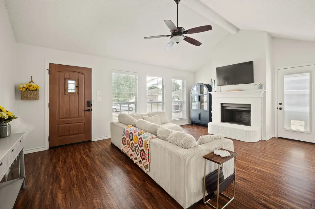 748 Nelson Place Fort Worth TX 76028