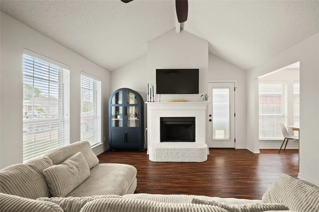 748 Nelson Place Fort Worth TX 76028