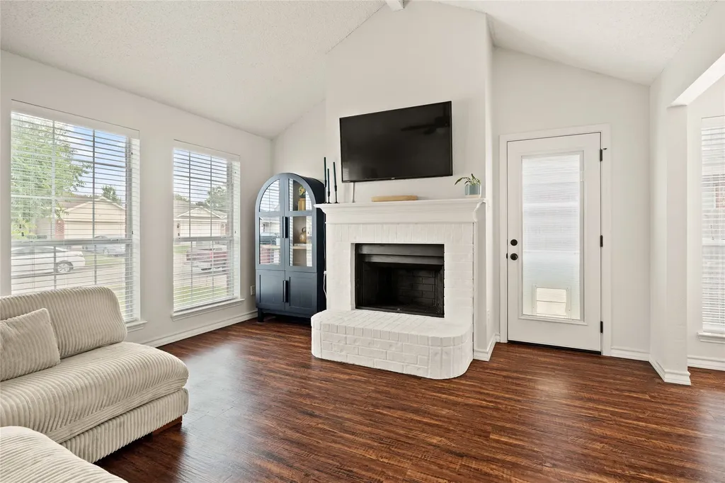748 Nelson Place Fort Worth TX 76028
