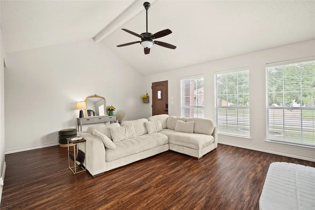 748 Nelson Place Fort Worth TX 76028