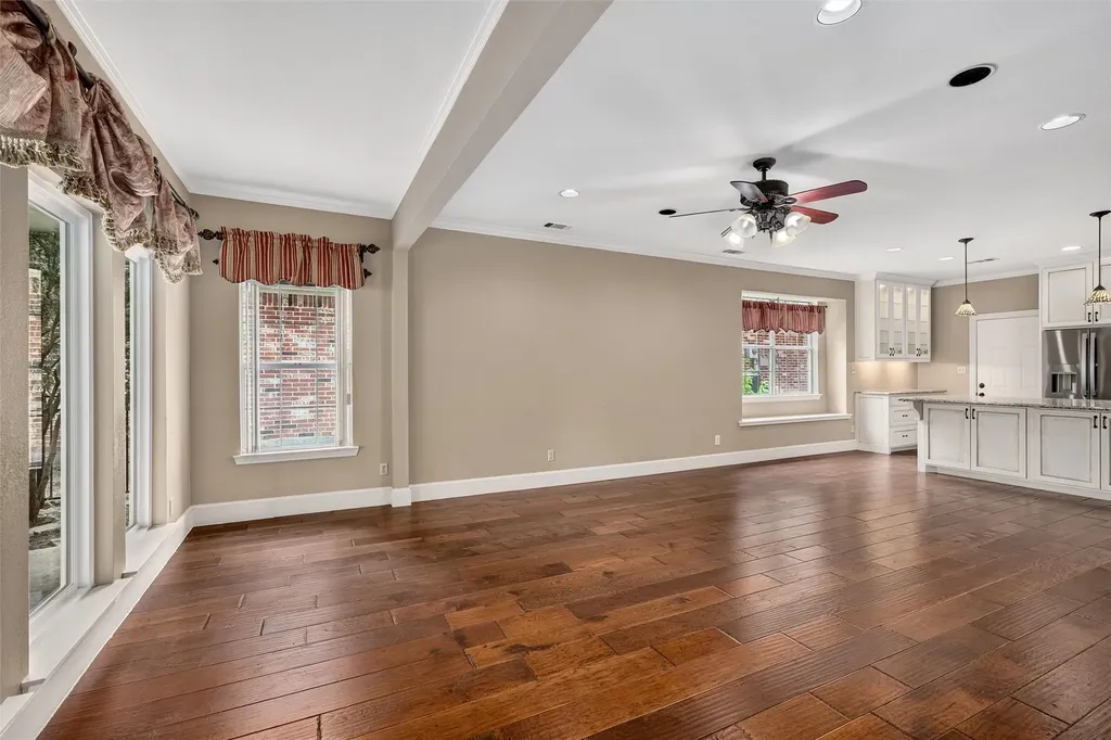6114 Firecrest Drive Garland TX 75044
