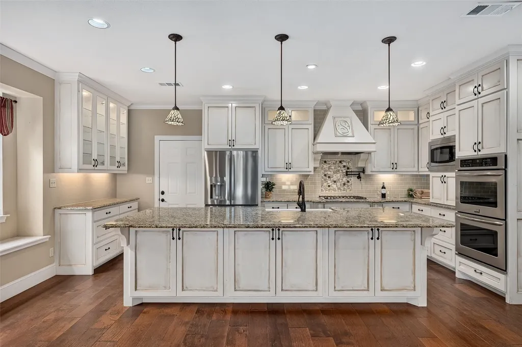 6114 Firecrest Drive Garland TX 75044