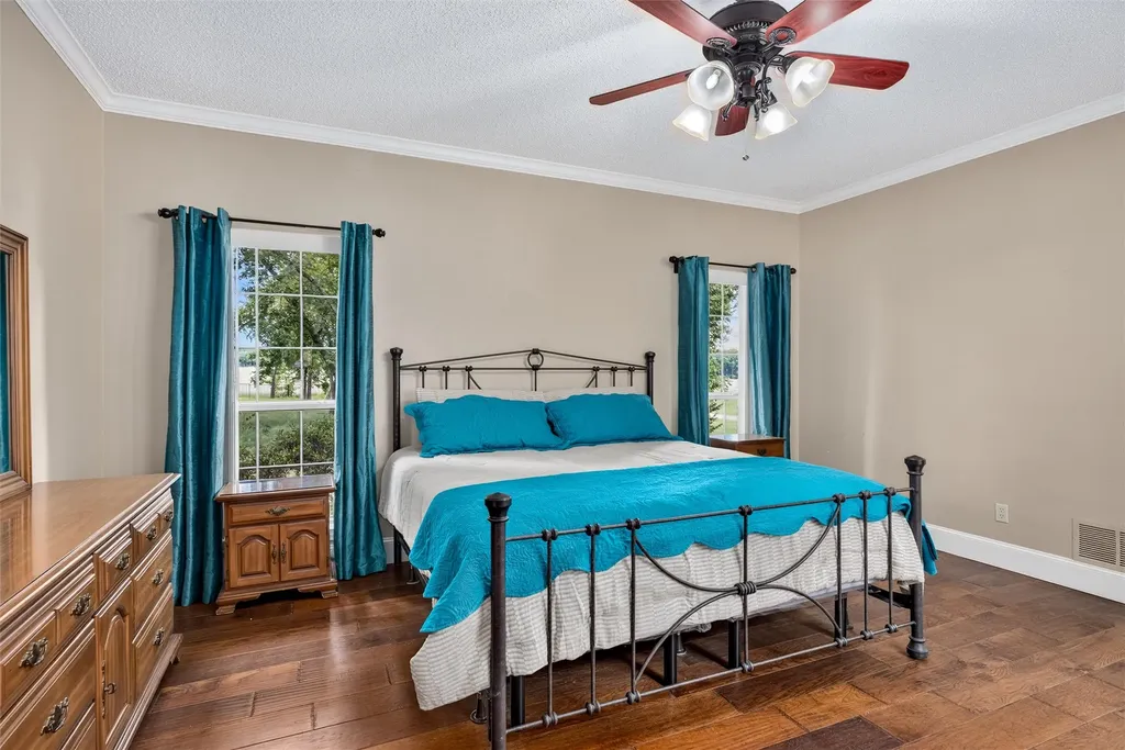 6114 Firecrest Drive Garland TX 75044