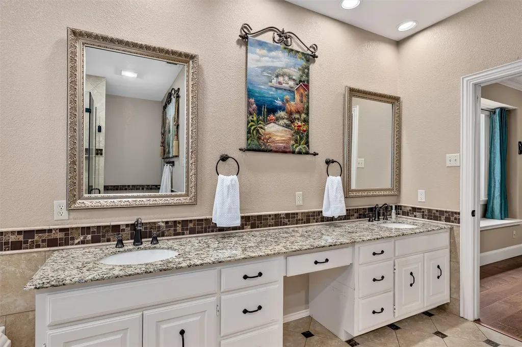 6114 Firecrest Drive Garland TX 75044
