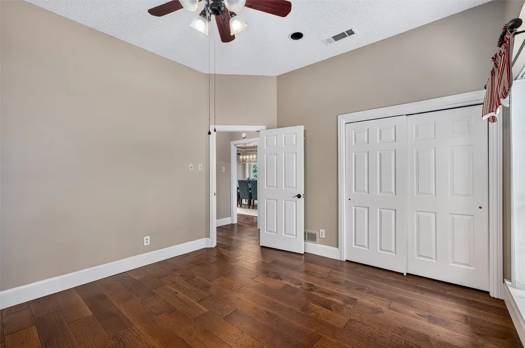 6114 Firecrest Drive Garland TX 75044