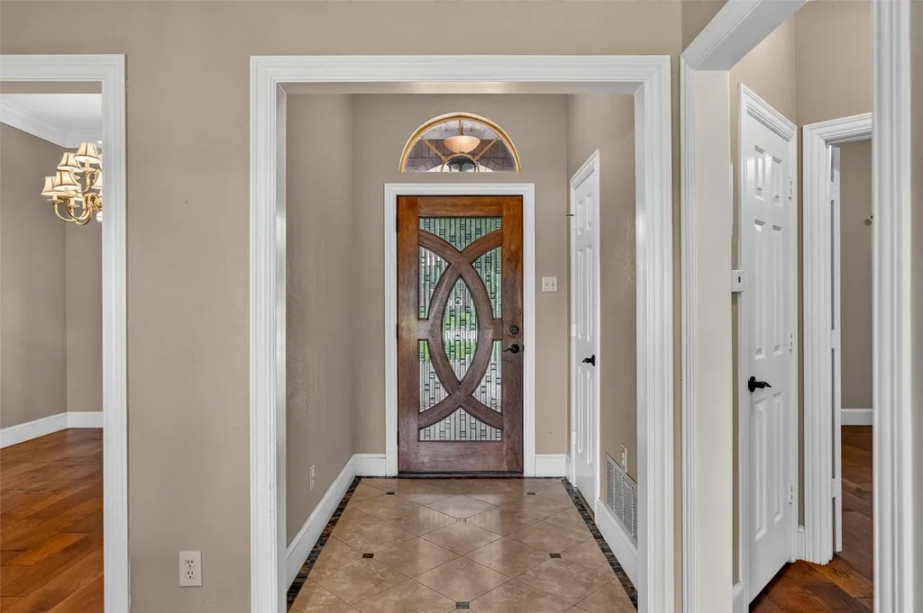 6114 Firecrest Drive Garland TX 75044