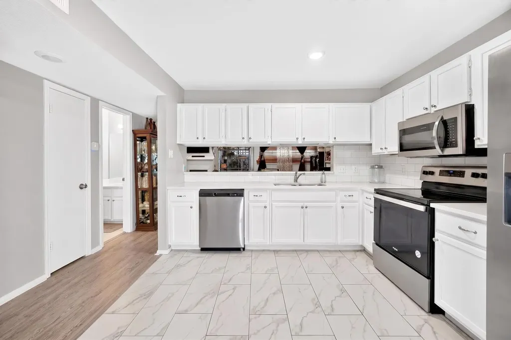 1604 Wickford Drive Arlington TX 76018