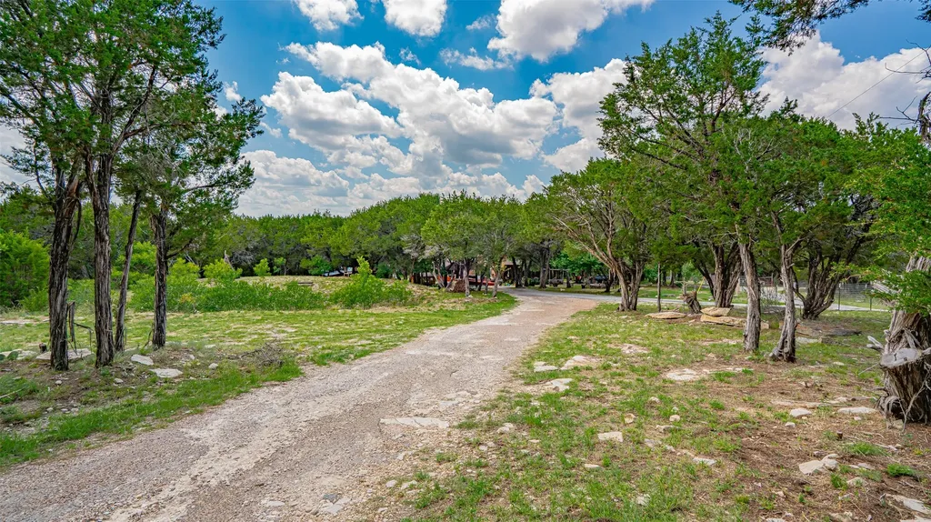 1129 County Road 306 #B Rainbow TX 76077