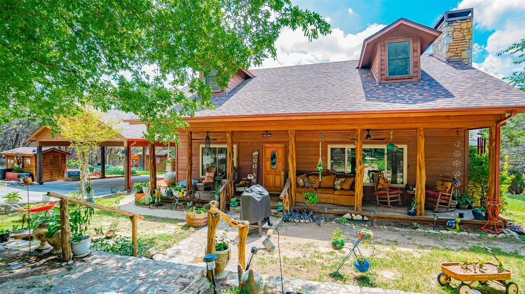 1129 County Road 306 #B Rainbow TX 76077