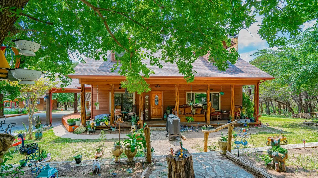 1129 County Road 306 #B Rainbow TX 76077