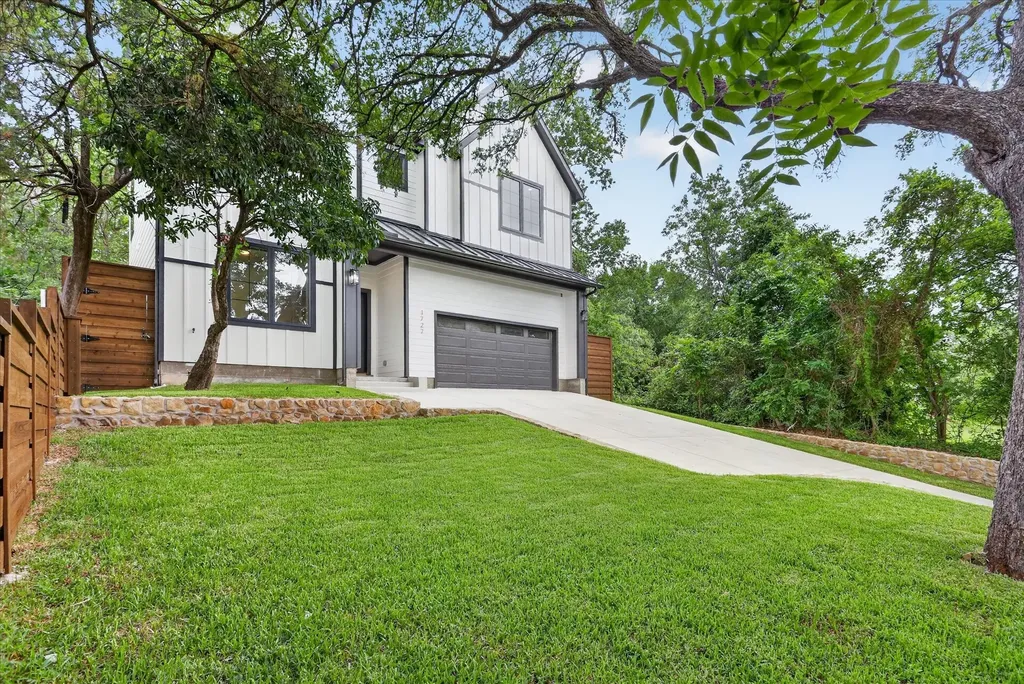 1727 Ramsey Dallas TX 75216
