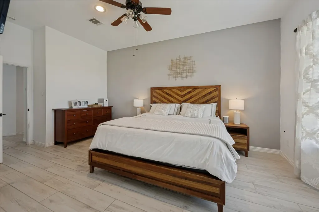 2713 Gardendale Drive Fort Worth TX 76120