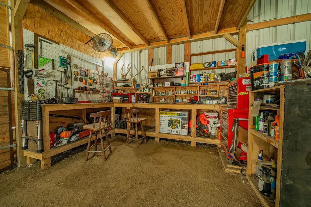 815 Vz County Road 4409 Ben Wheeler TX 75754