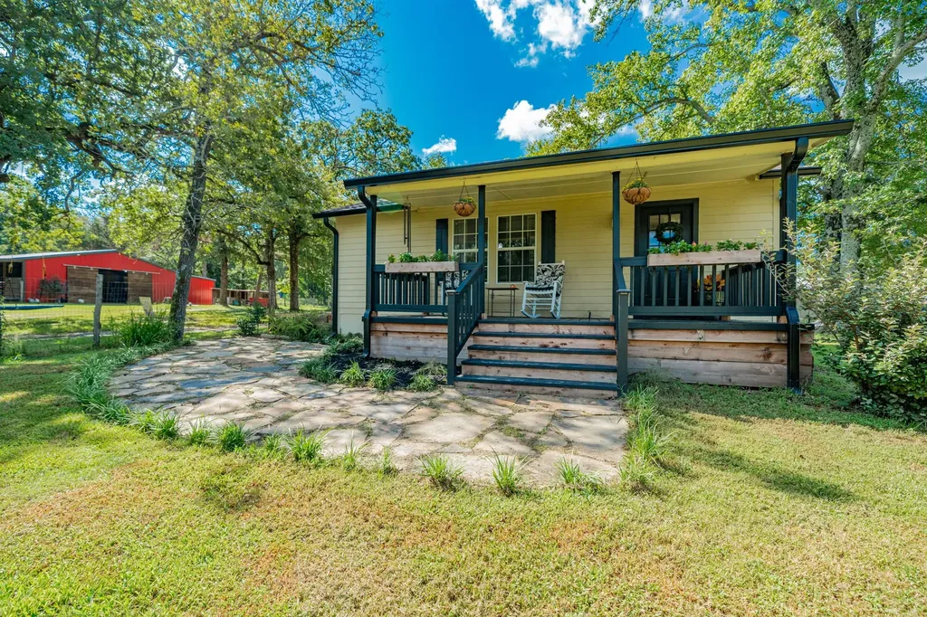 815 Vz County Road 4409 Ben Wheeler TX 75754