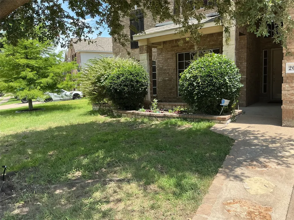 2000 Peck Street Glenn Heights TX 75154