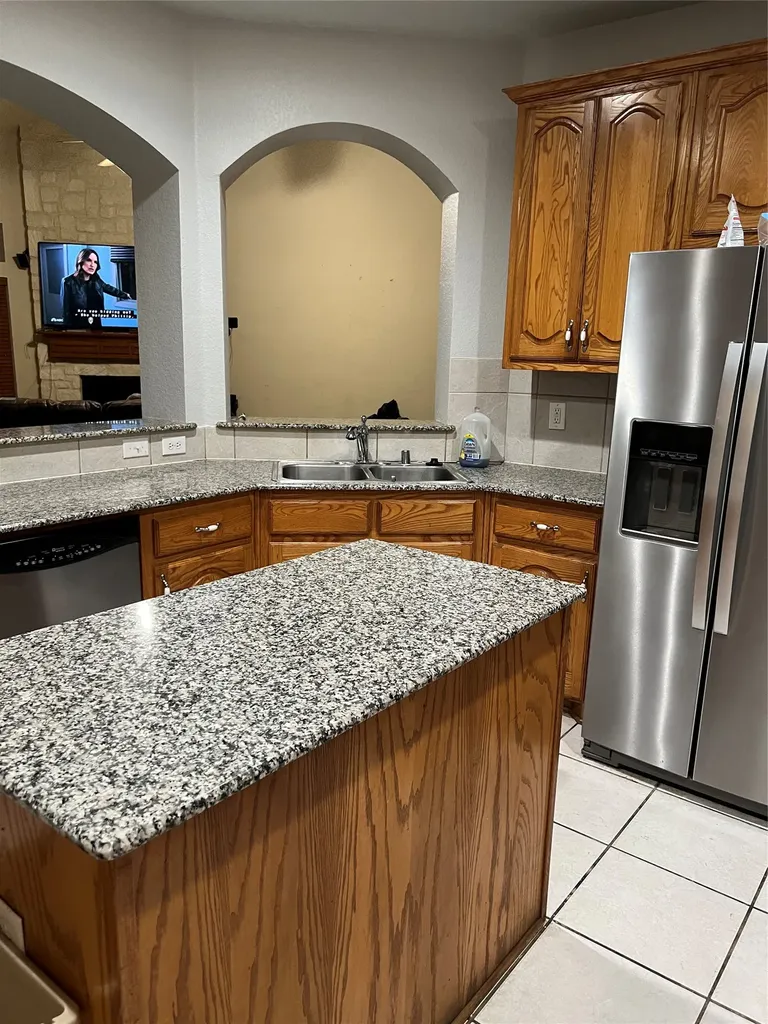 2000 Peck Street Glenn Heights TX 75154