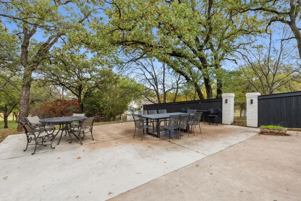 7342 Briar Road Azle TX 76020