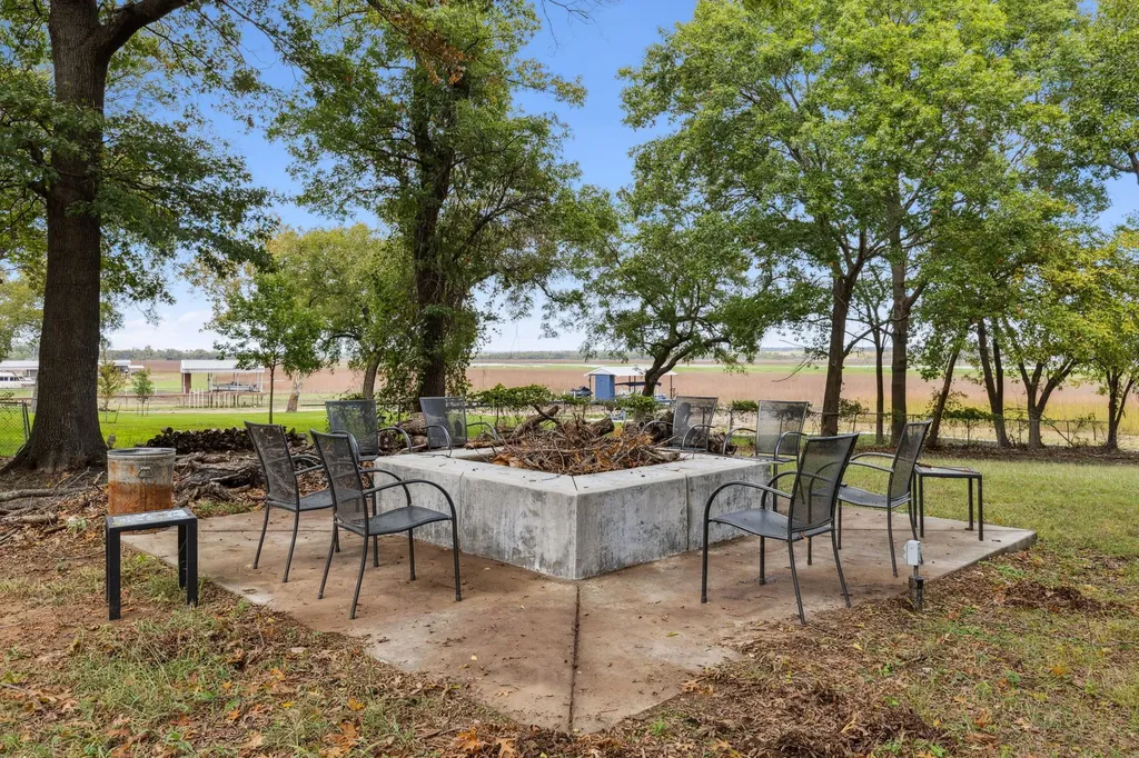 7342 Briar Road Azle TX 76020