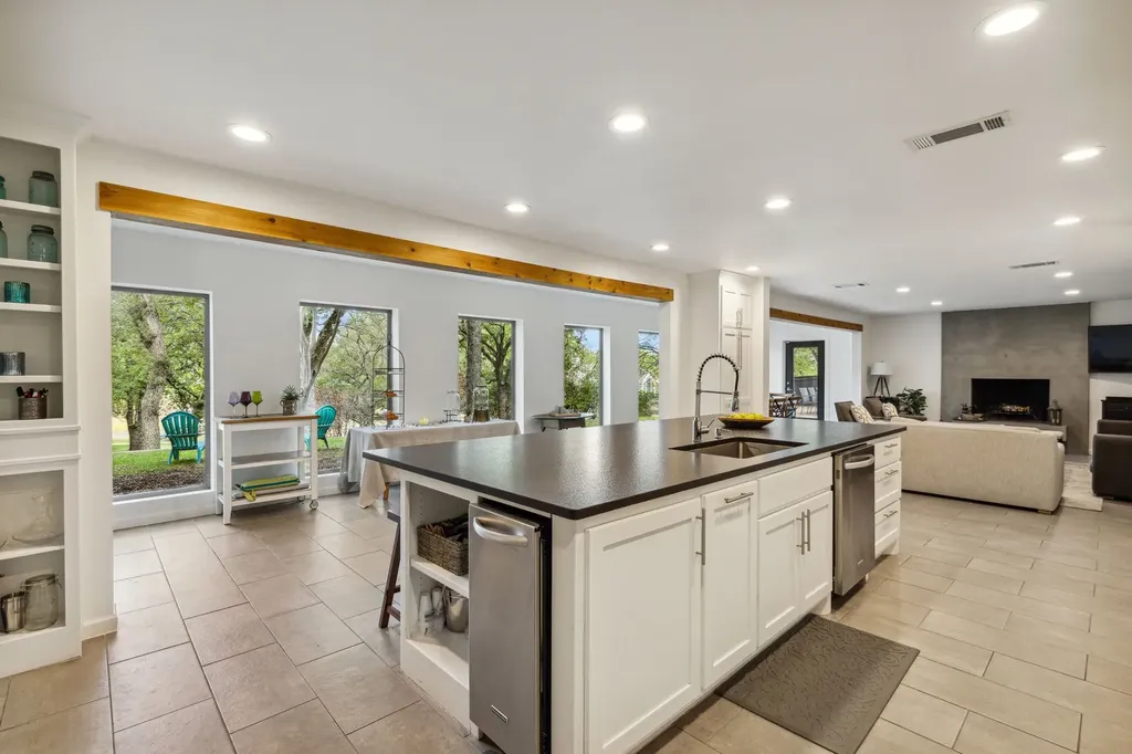 7342 Briar Road Azle TX 76020