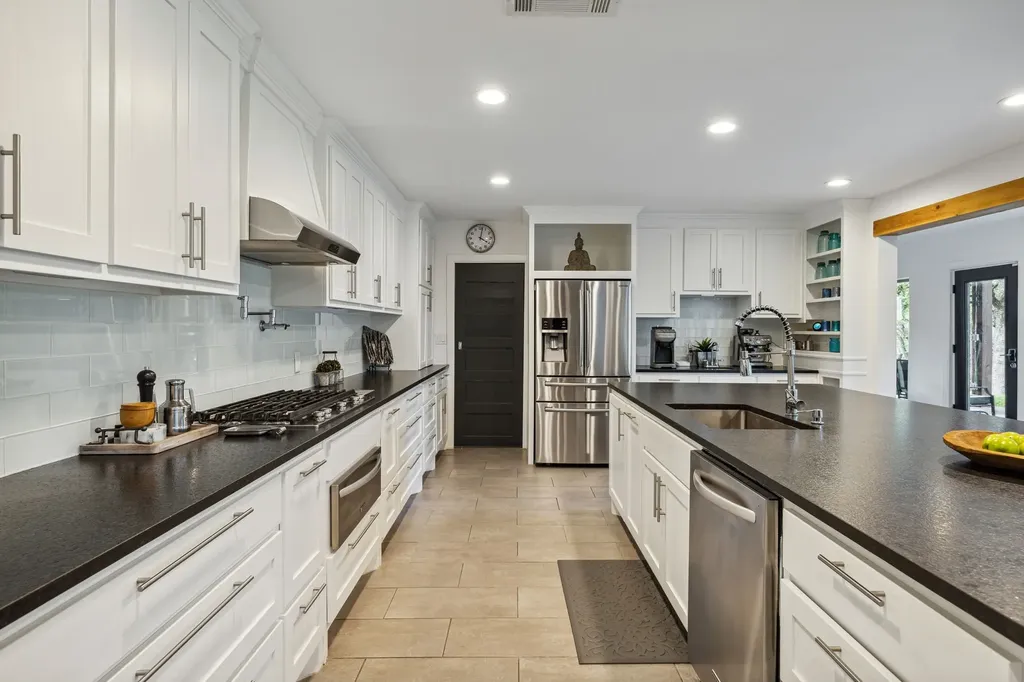 7342 Briar Road Azle TX 76020