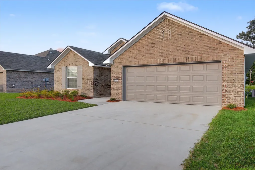 9228 Hearth Lane Shreveport LA 71129