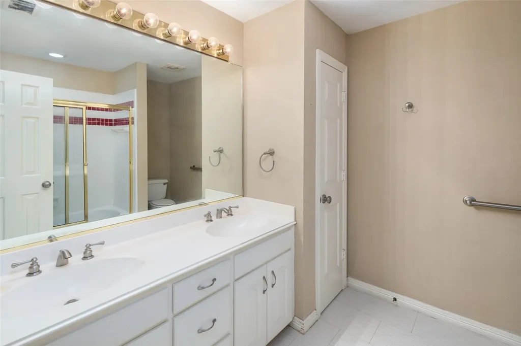 2700 Trophy Drive Plano TX 75025