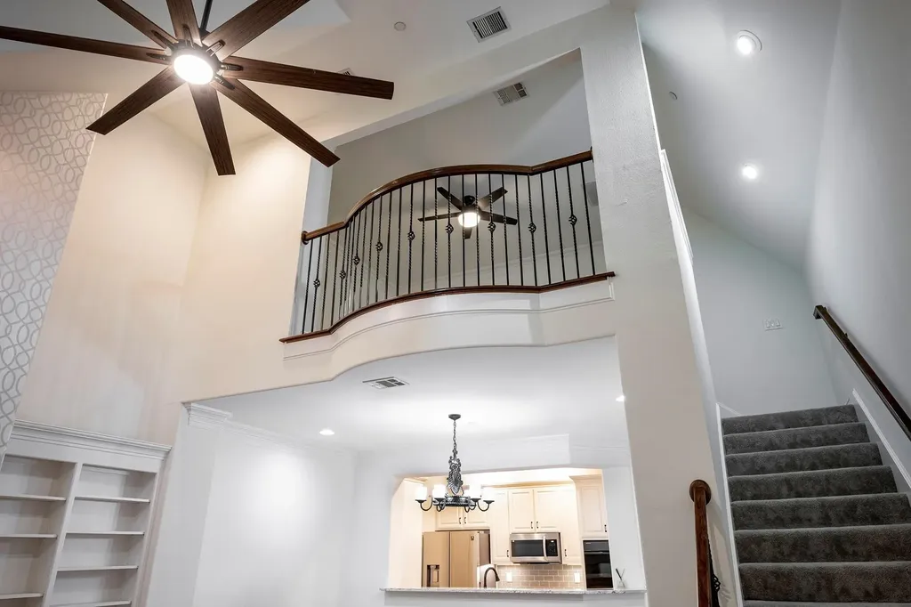 4144 Towne Green Circle Addison TX 75001