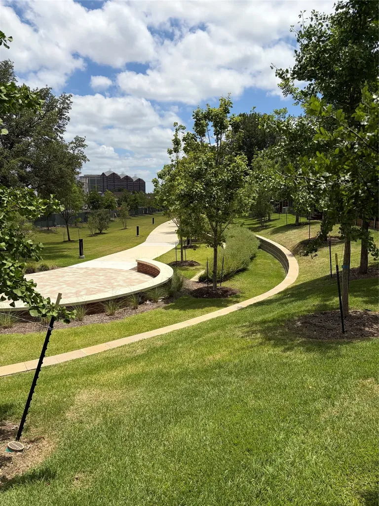 4144 Towne Green Circle Addison TX 75001