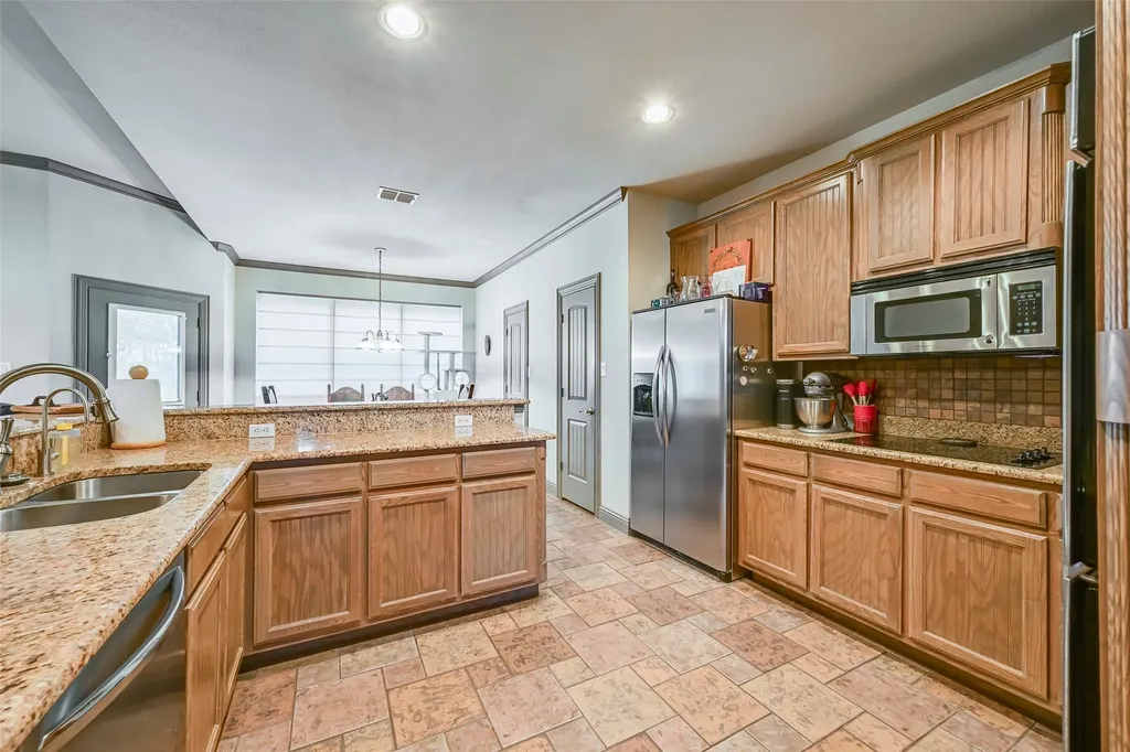 791 Trailwood Drive Weatherford TX 76085