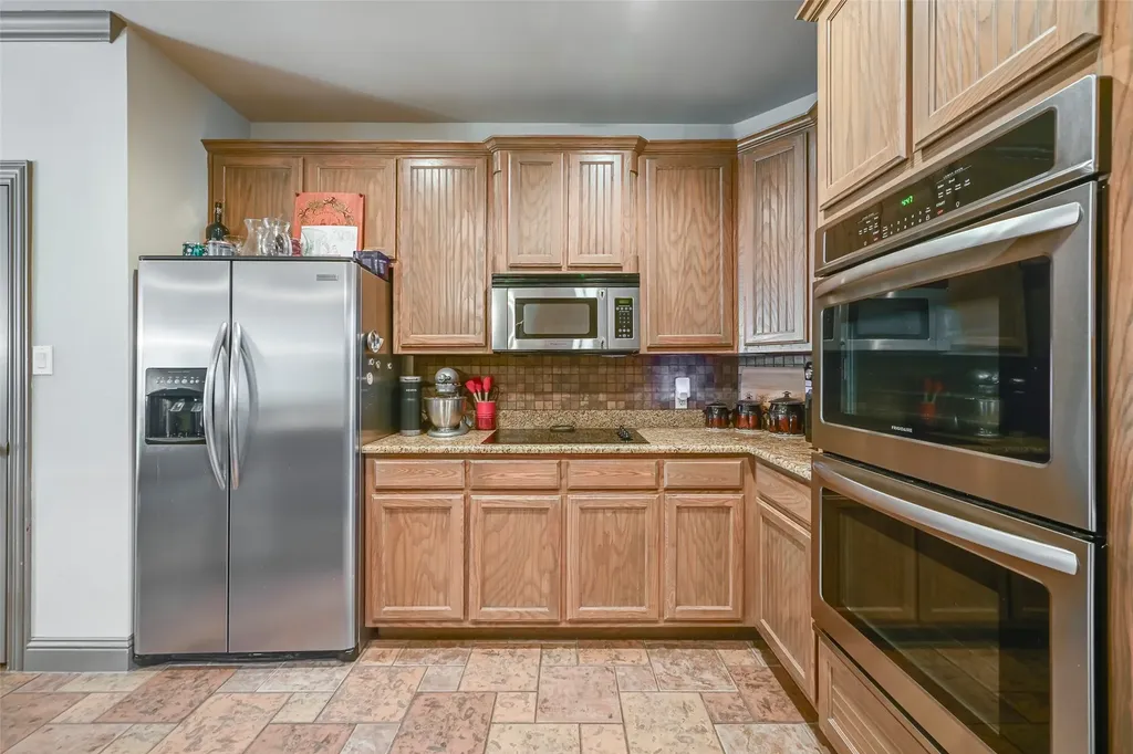 791 Trailwood Drive Weatherford TX 76085