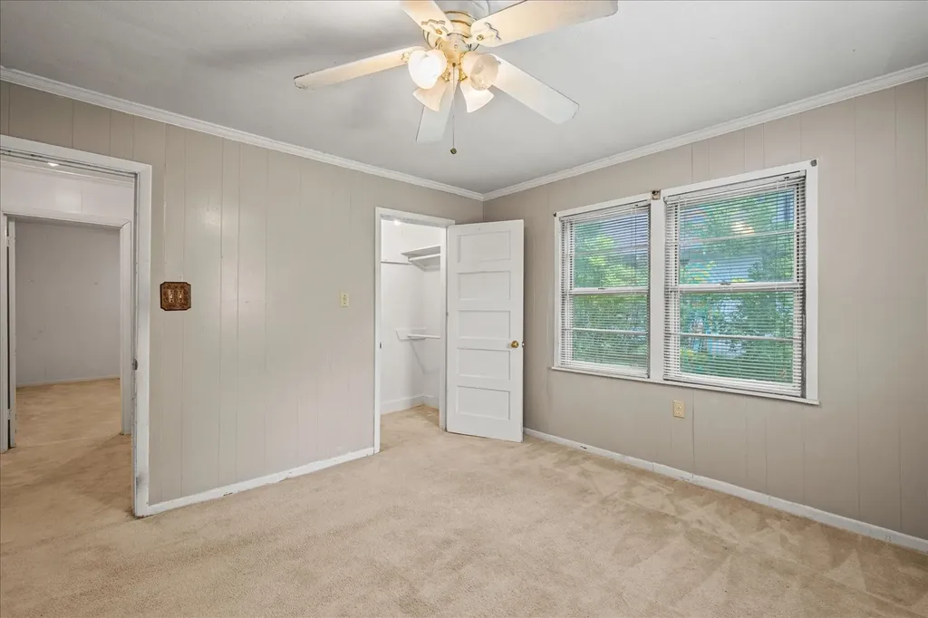 706 S Santa Fe Street Wolfe City TX 75496
