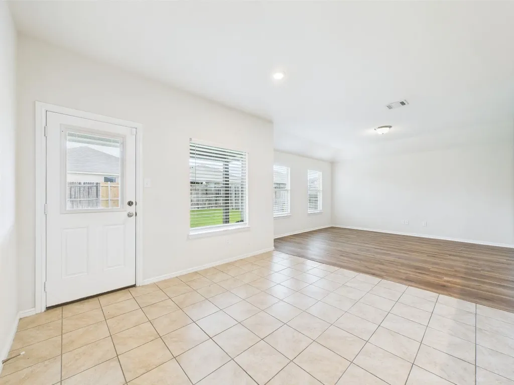 9345 Herringbone Drive Fort Worth TX 76131