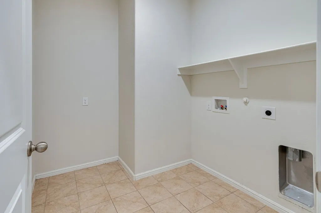 9345 Herringbone Drive Fort Worth TX 76131
