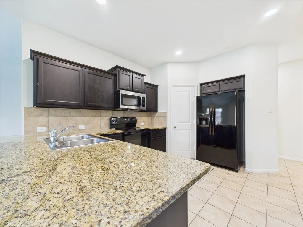 9345 Herringbone Drive Fort Worth TX 76131