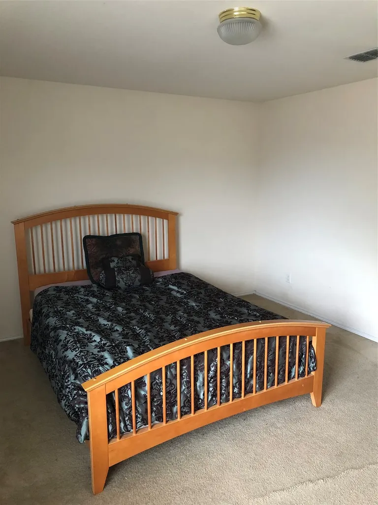 220 Maplecrest Drive Desoto TX 75115