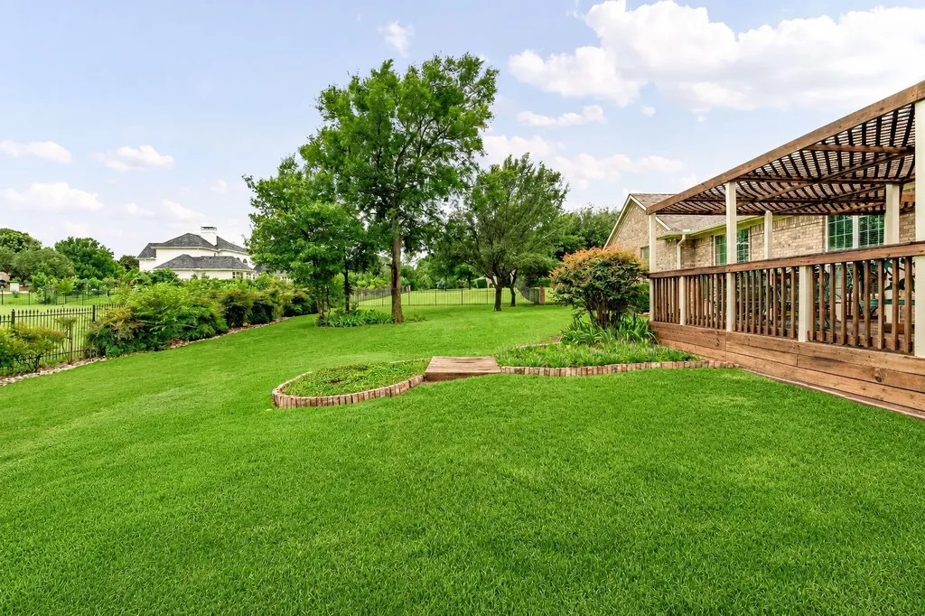 710 Glenwood Circle Fairview TX 75069