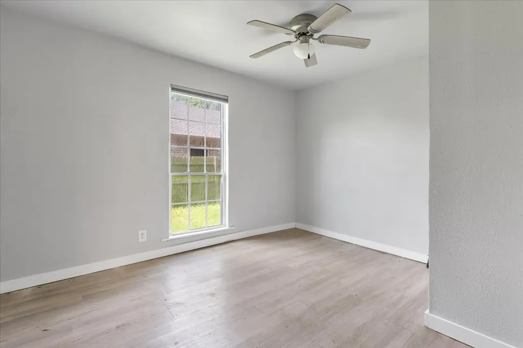 1311 S Clements Street Gainesville TX 76240