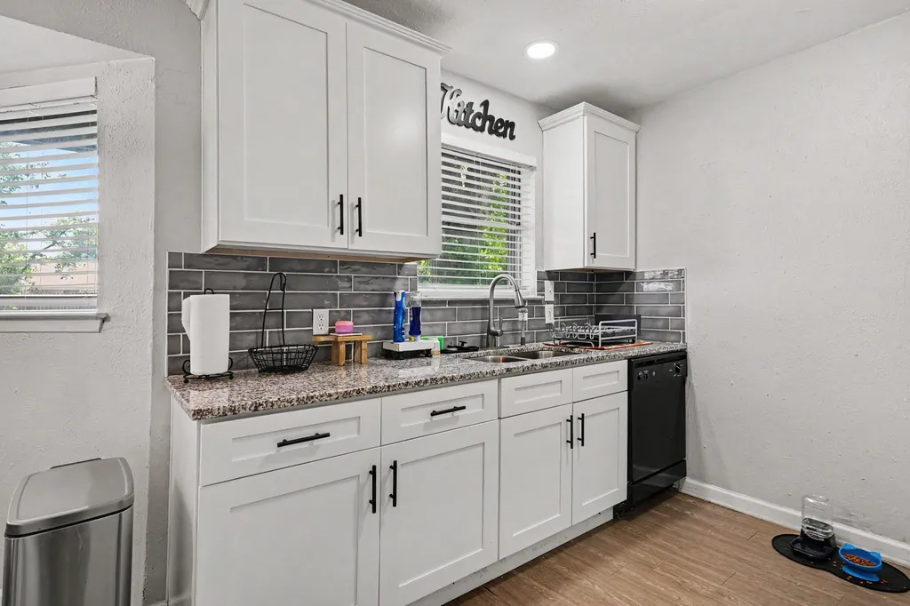 1608 Natches Drive Arlington TX 76014