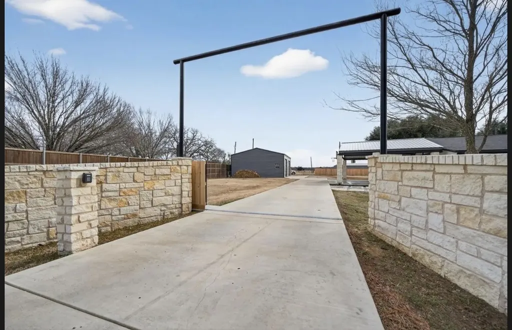 11474 Fm 3094 Scurry TX 75158