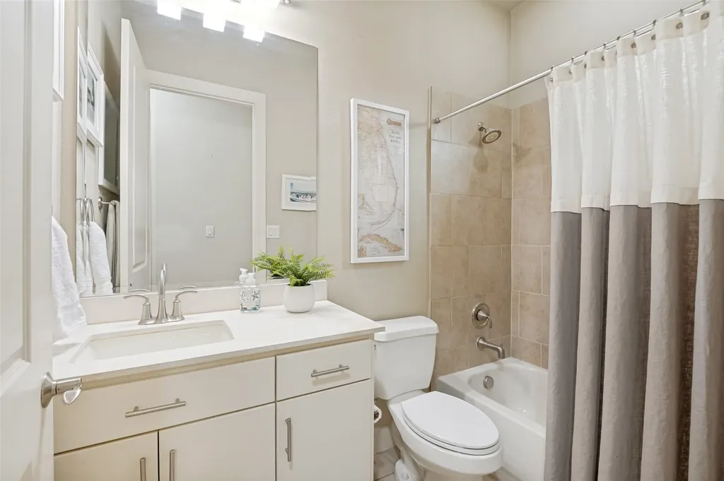 7333 Valley View Lane Dallas TX 75240