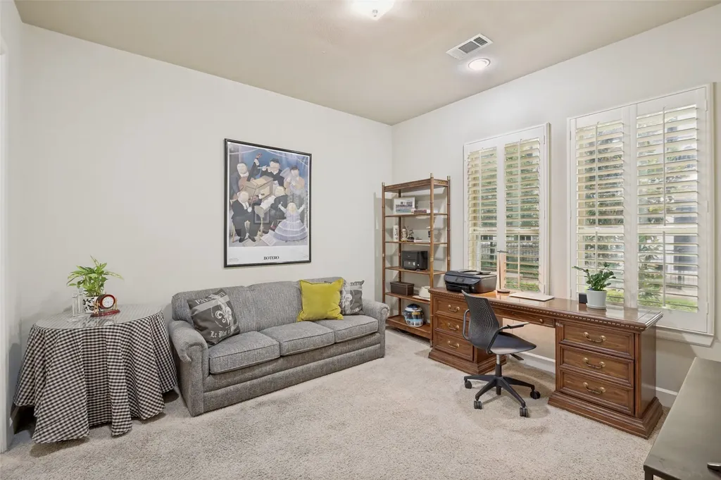 7333 Valley View Lane Dallas TX 75240
