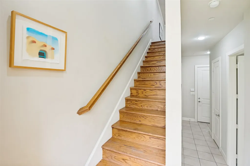 7333 Valley View Lane Dallas TX 75240