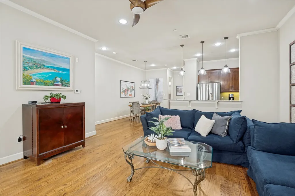 7333 Valley View Lane Dallas TX 75240
