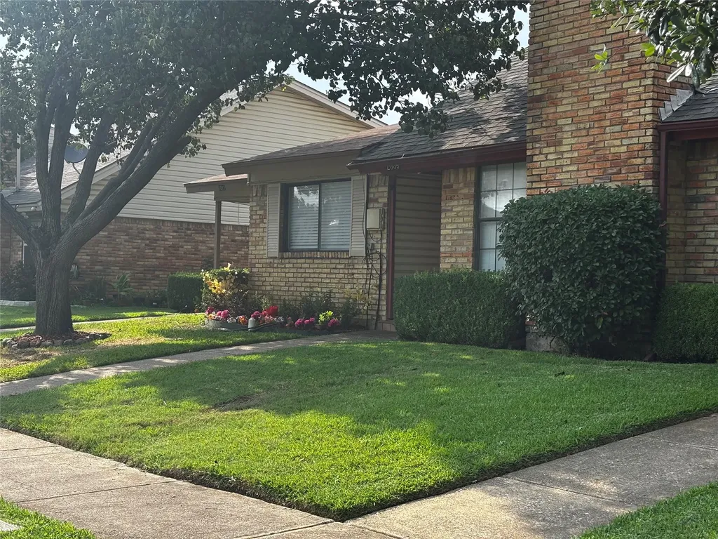 2011 Towngate Drive Garland TX 75041