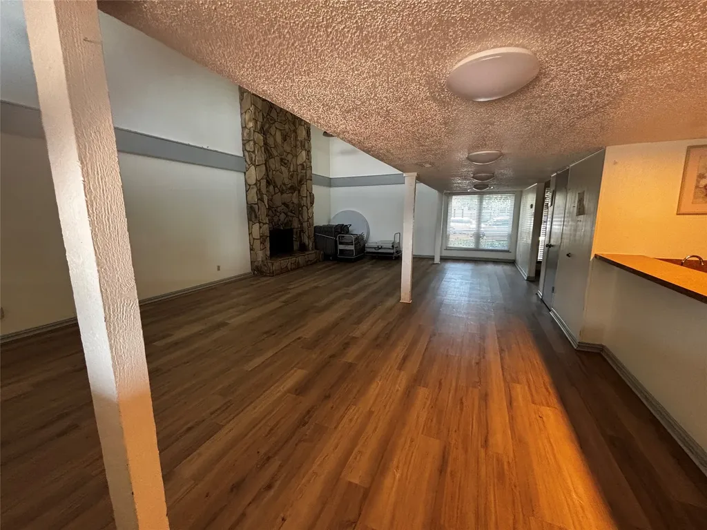 2011 Towngate Drive Garland TX 75041