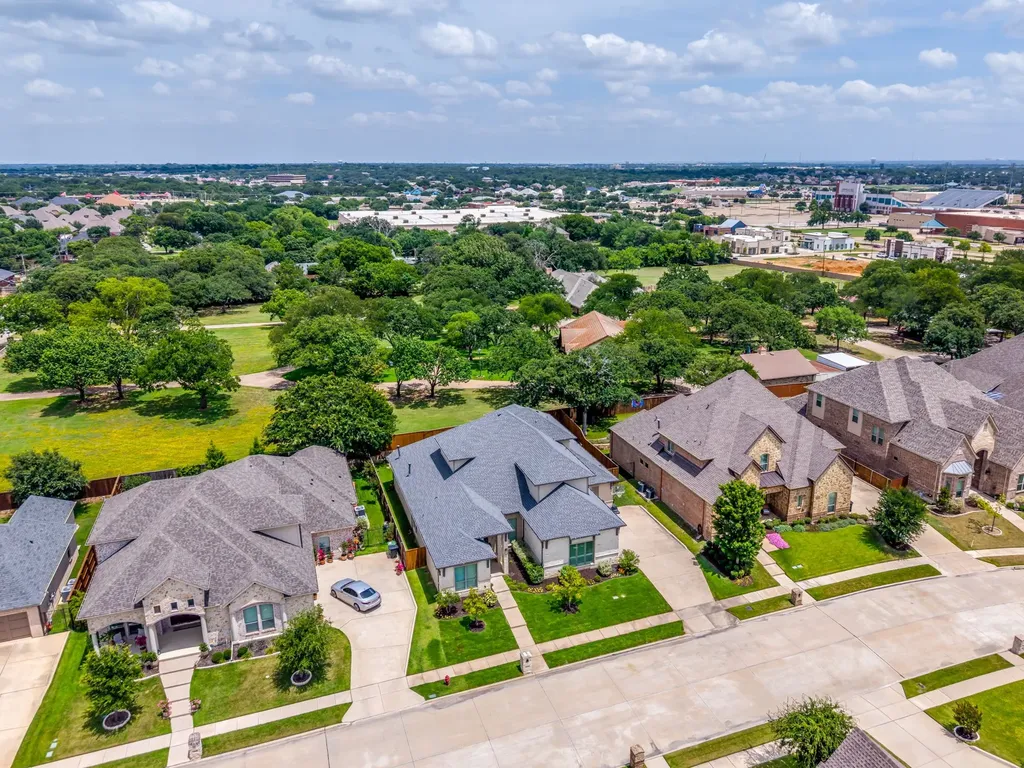 6444 Hawks Ridge Drive North Richland Hills TX 76182