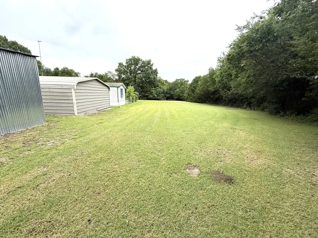 1140 One Mile Lane Bells TX 75414